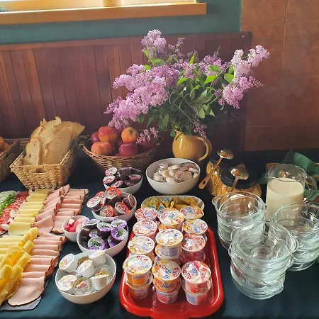 Dom Supelek ベッド・アンド・ブレックファスト ドゥシュニキ・ズドルイ